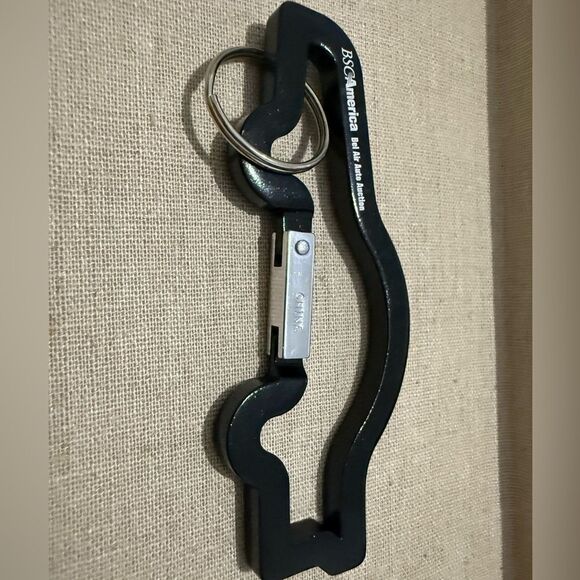 Black Car Shape Keychain Clip – BSG America Carabiner Style - Picture 8 of 14